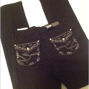 NWT! Black Earl Rhinestone Embellished Jeans! Sz 4